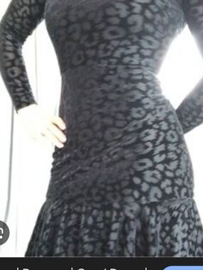 Aqua Black Long Sleeve V-Neck Ruffle Hem Dress